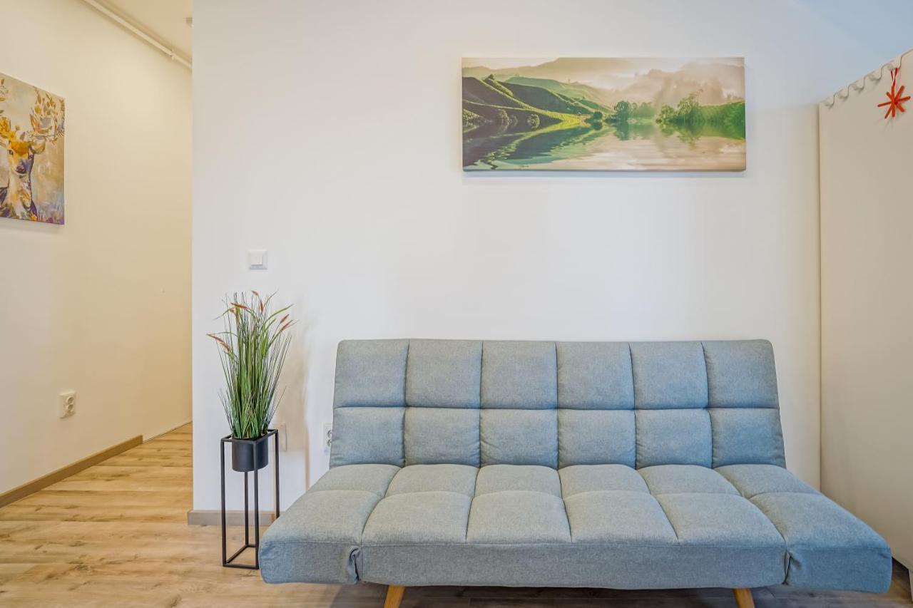 Bright Apartments Moments Away From Herastrau Park, Mall And Metro Bucareste Exterior foto