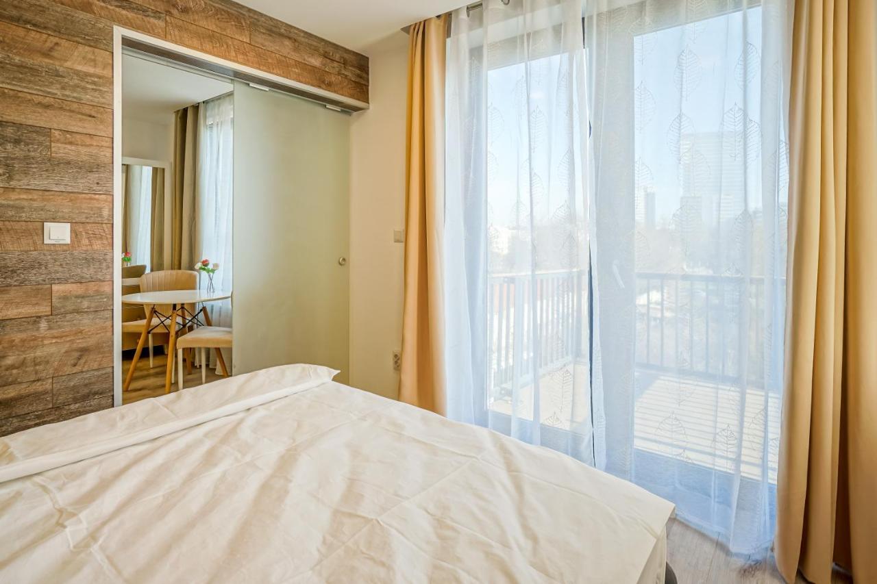 Bright Apartments Moments Away From Herastrau Park, Mall And Metro Bucareste Exterior foto