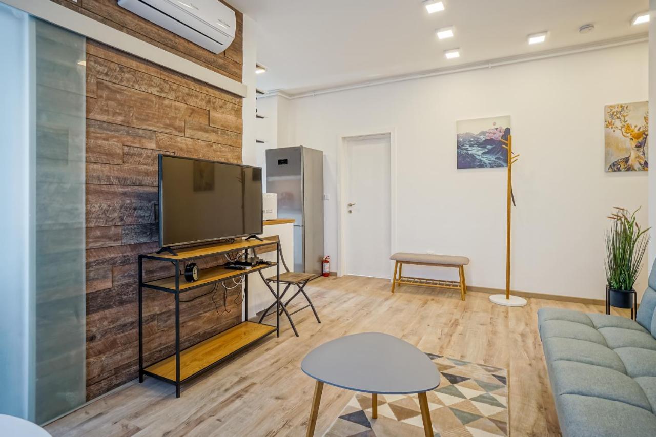 Bright Apartments Moments Away From Herastrau Park, Mall And Metro Bucareste Exterior foto