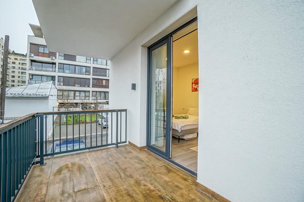 Bright Apartments Moments Away From Herastrau Park, Mall And Metro Bucareste Exterior foto